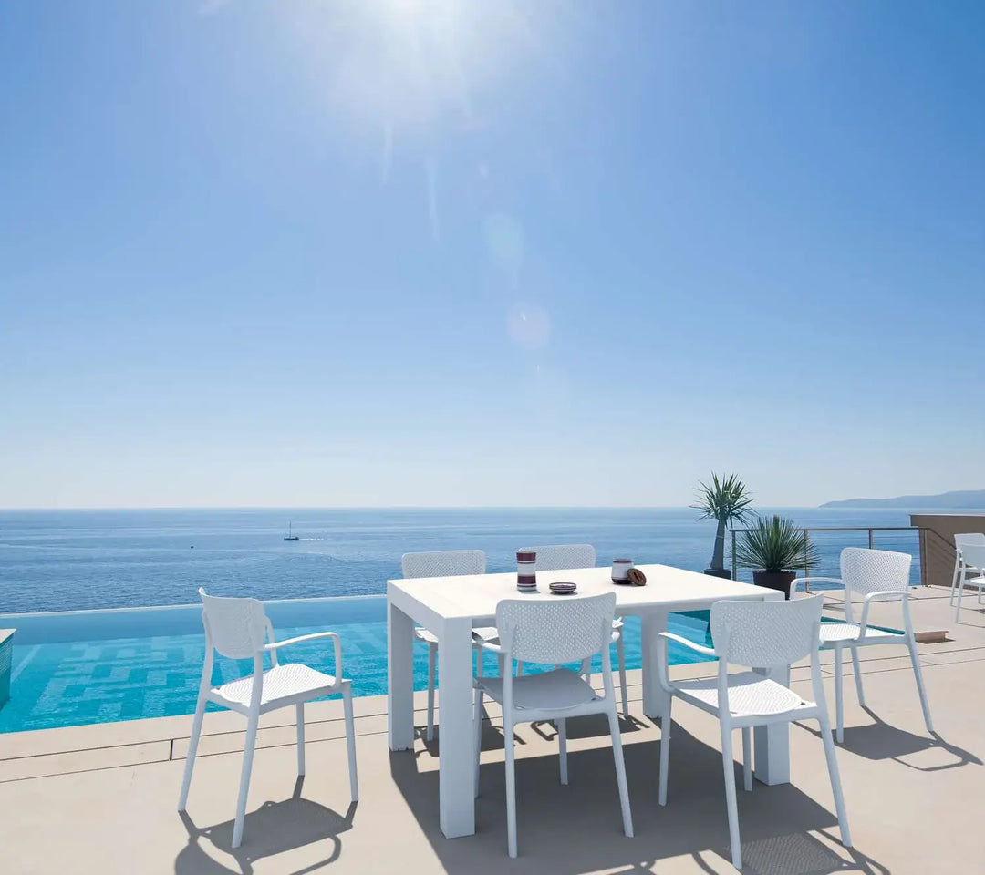 Siesta Vegas Extendable Table