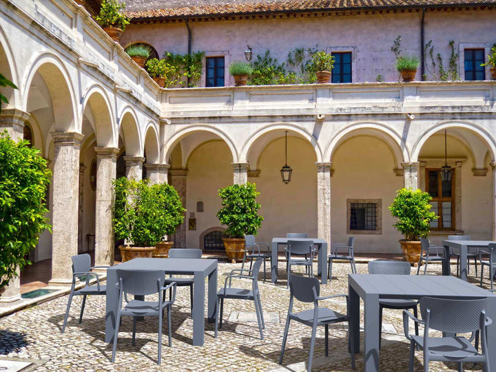 Siesta Vegas Extendable Table