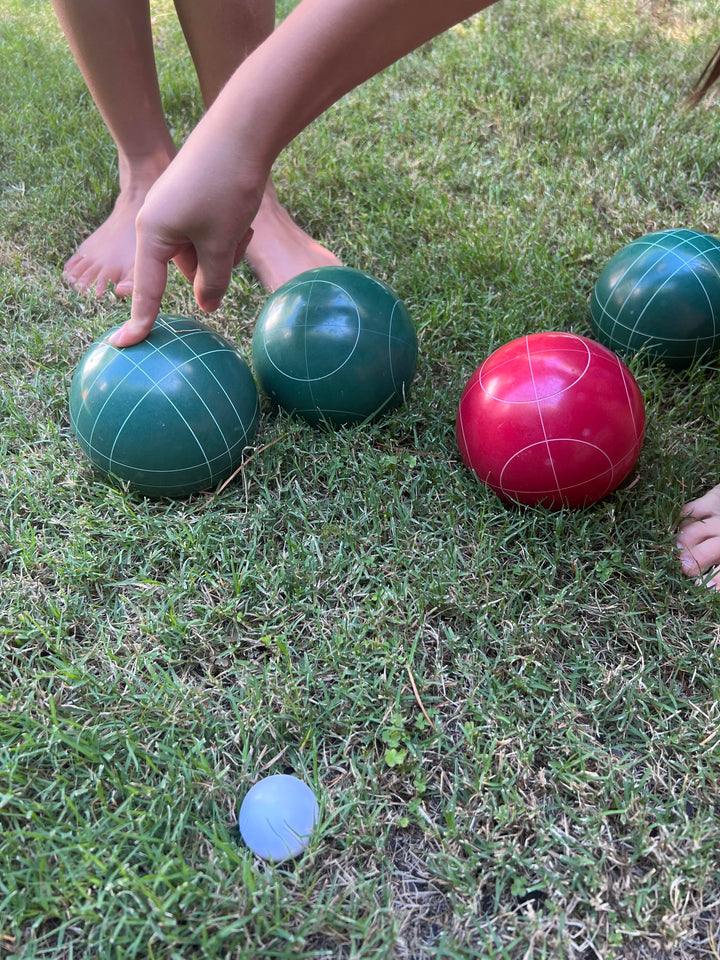 Deluxe 8 Resin Bowls Bocce Game Set Red & Green