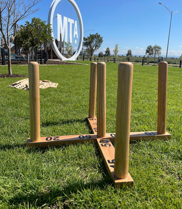 Mega Quoits Wooden Rope Ring Toss Outdoor Game Set 100cm Wide Including 4 Rings