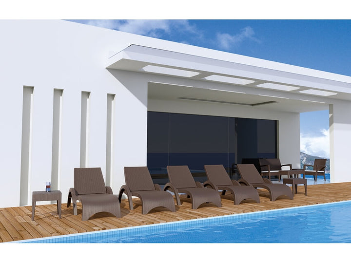 Outdoor Fiji Sunlounger/Tequila Side Table 3 Pc Package - With Cushion