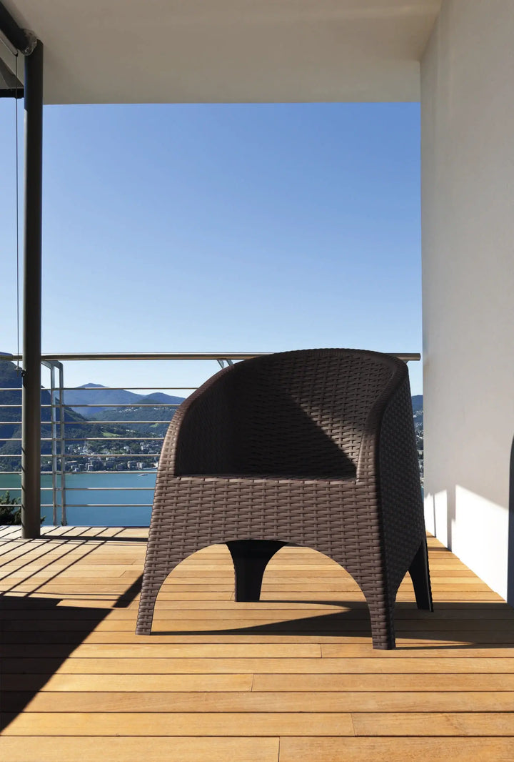 Siesta Aruba Tub Chair (Available in Chocolate, White & Anthracite)