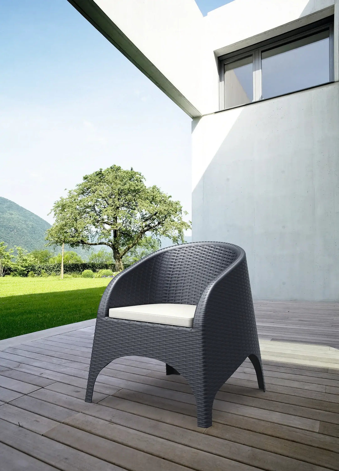 Siesta Aruba Tub Chair (Available in Chocolate, White & Anthracite)