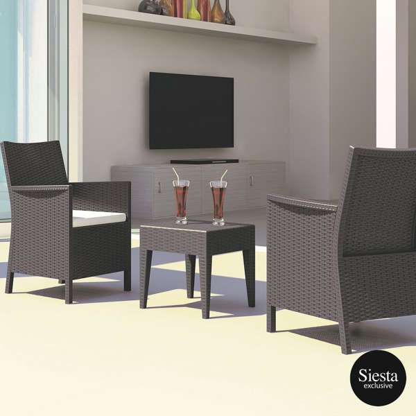 California Tub Chair with Cushion/ Tequila Side Table