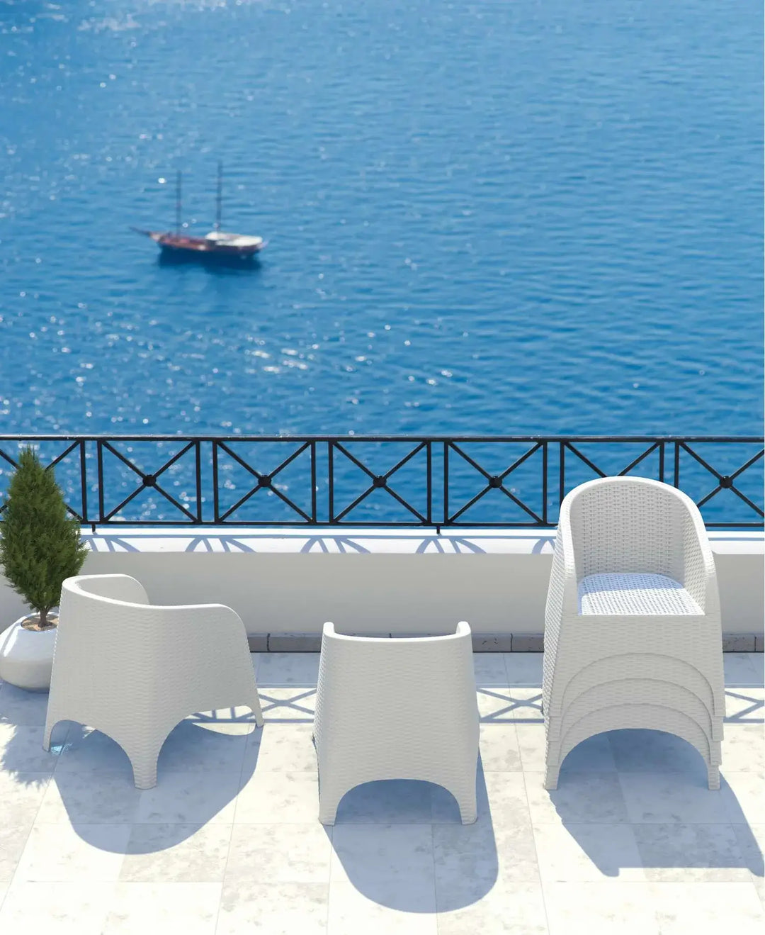 Siesta Aruba Tub Chair (Available in Chocolate, White & Anthracite)