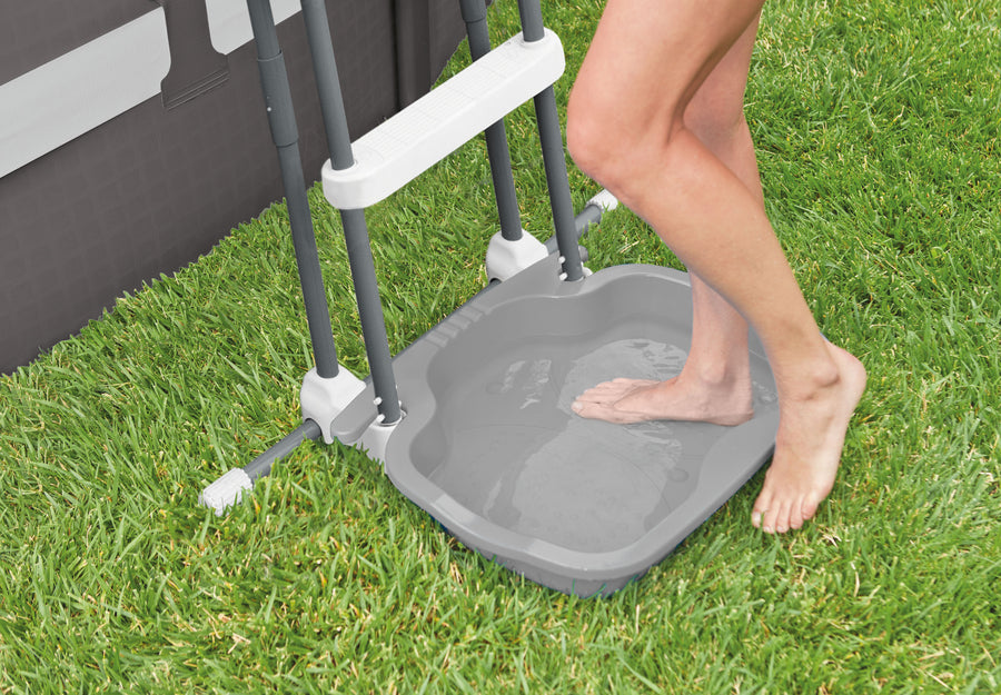 Intex Pools, Spas, Waterslides & Pool Toys | The Best Backyard
