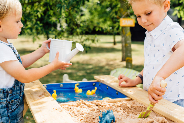 Plum Surfside Sand & Water Picnic Table - The  Best Backyard