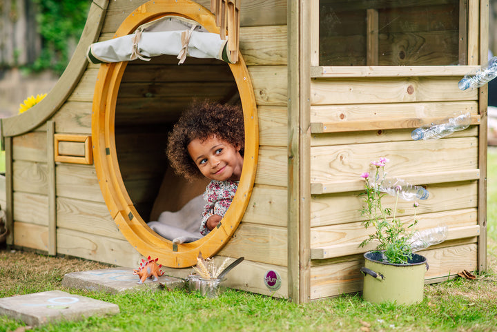 Nature Play Hideaway - The  Best Backyard