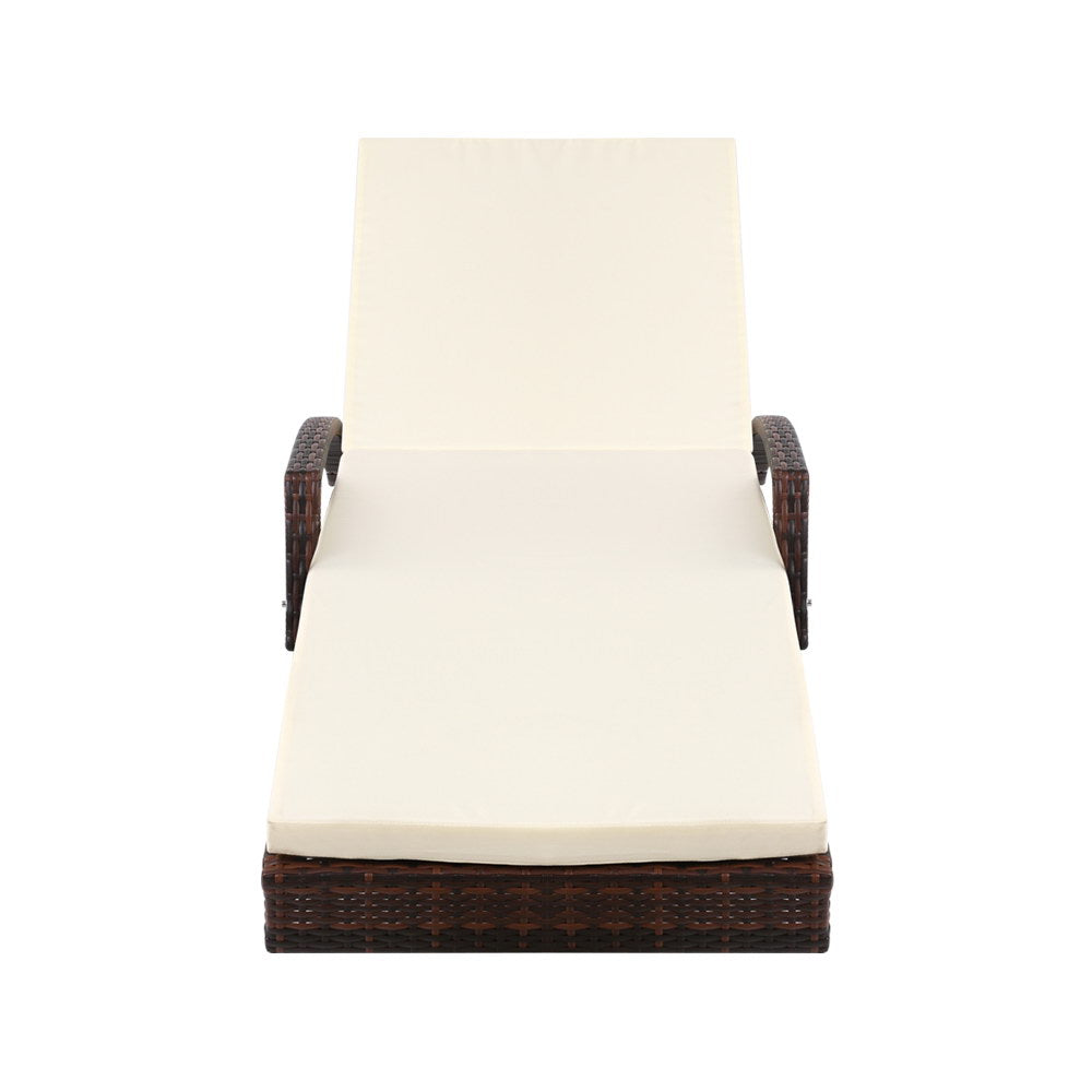 Outdoor Wicker Sun Lounge Cream