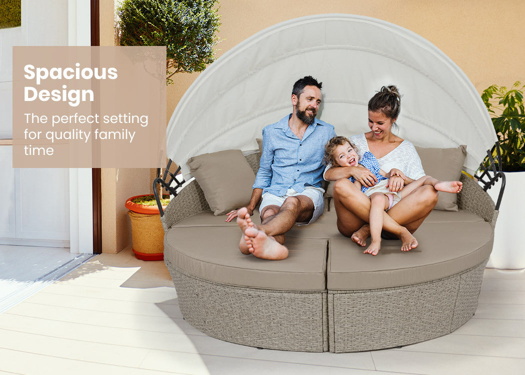 Round wicker discount outdoor daybed