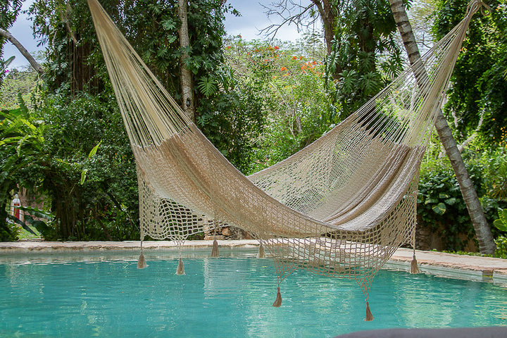 Deluxe Mexican King Sized Cotton Hammock in Cream
