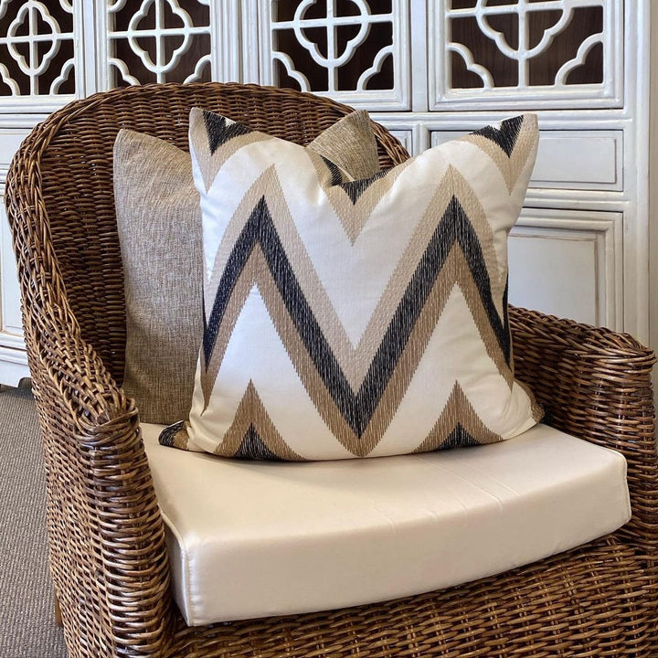 Plantation Outdoor Lounge Chair - The  Best Backyard